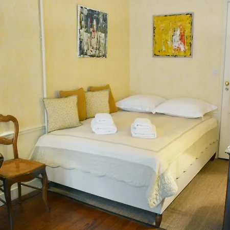 Apartment Rue Du Bac - St Germain