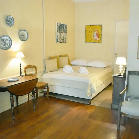 Rue Du Bac - St Germain Apartment *